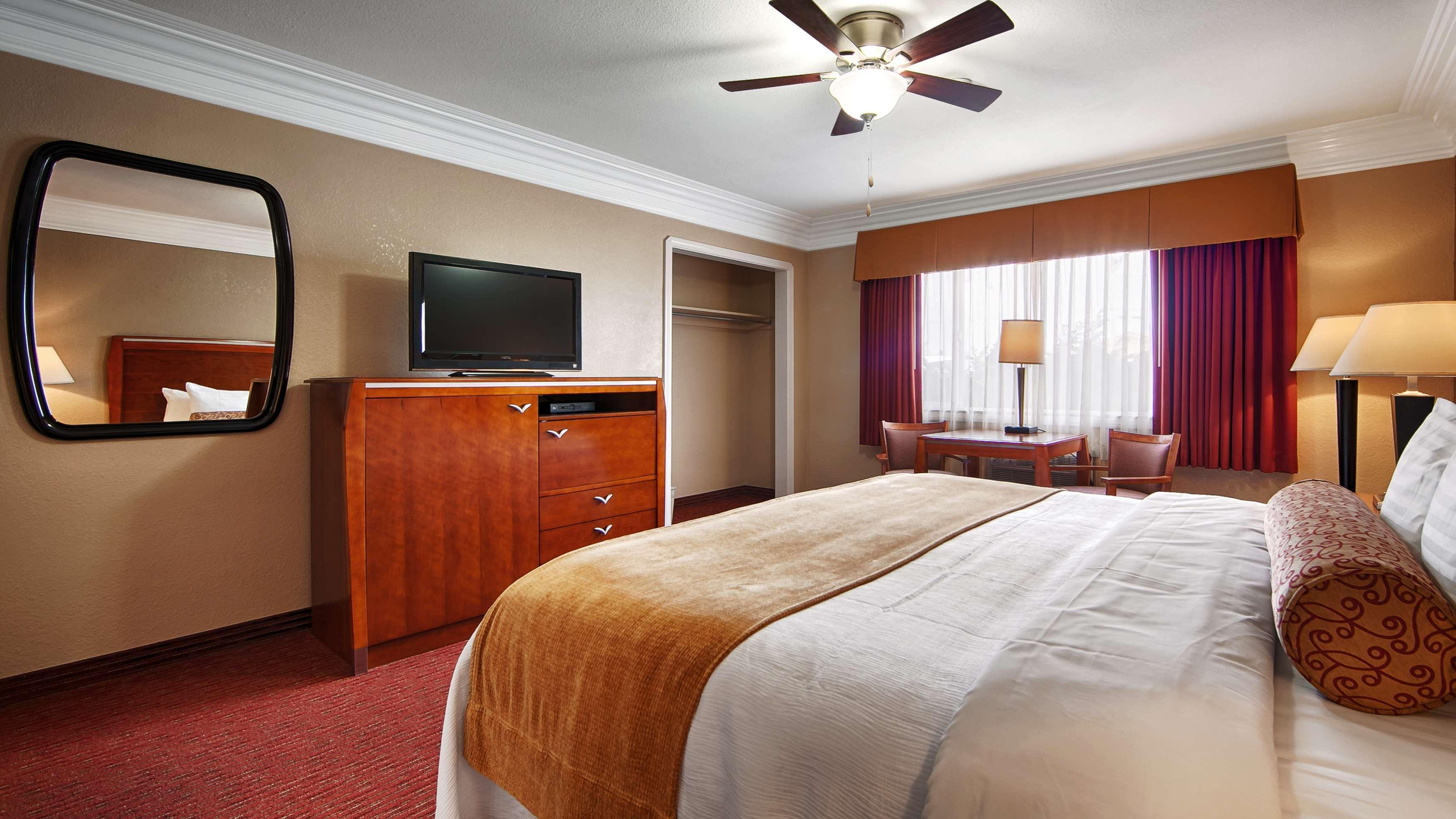Best Western Tradewinds Моро Бей Екстериор снимка