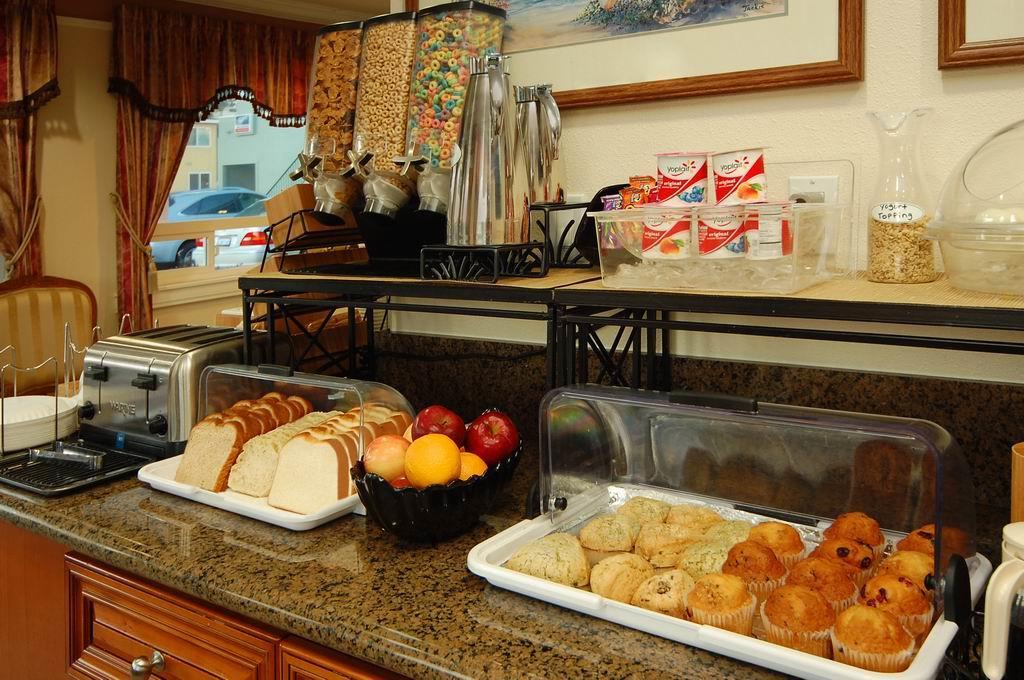 Best Western Tradewinds Моро Бей Екстериор снимка