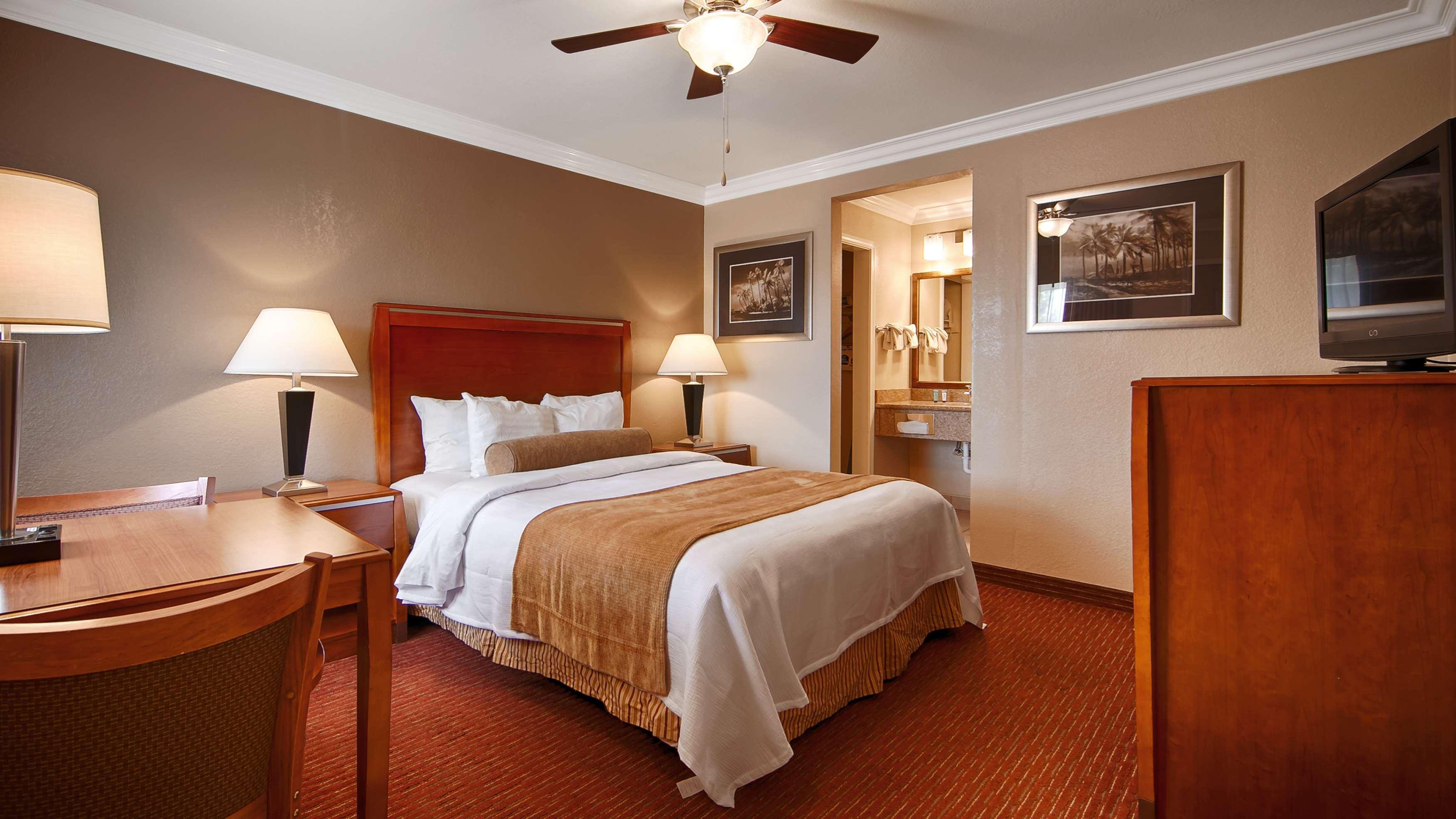 Best Western Tradewinds Моро Бей Екстериор снимка