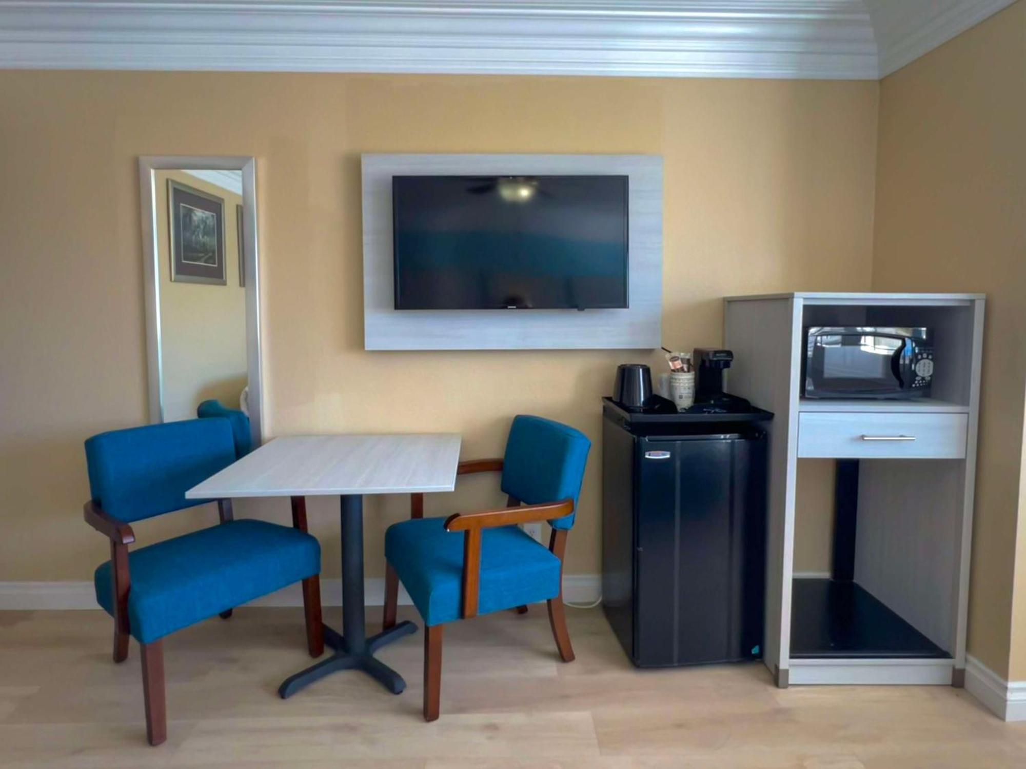 Best Western Tradewinds Моро Бей Екстериор снимка
