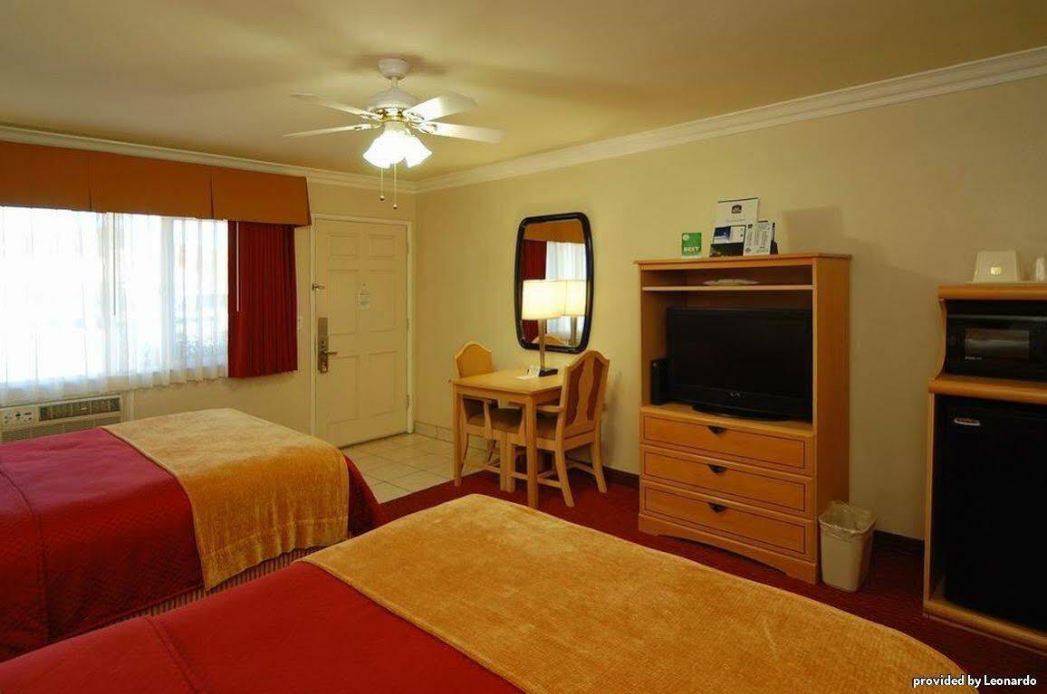 Best Western Tradewinds Моро Бей Екстериор снимка